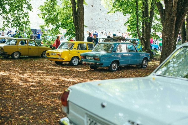 Hoe kan mode bijdragen aan lichaamspositiviteit?